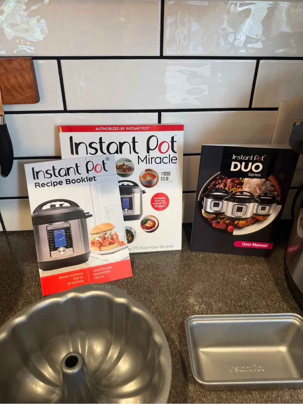Instant Pot Duo 6-Quart Electric Pressure Cooker - Stainless Steel and Black